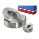Thrust spherical plain bearings